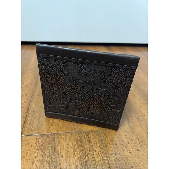 Remote control or desk caddy organizer - Picture 3 of 8